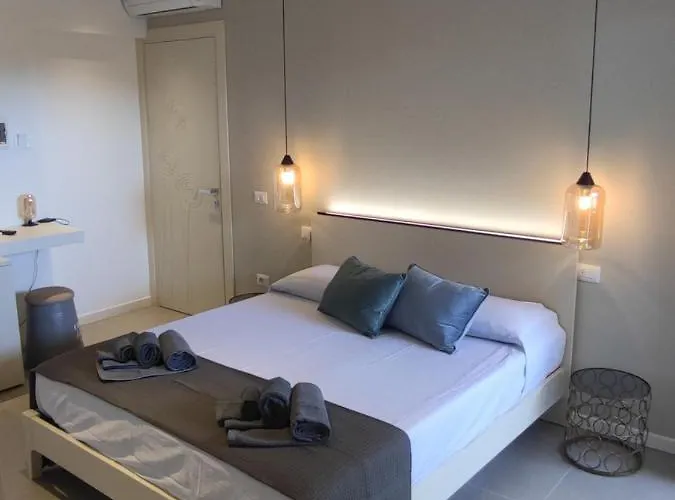 ゲストハウス Live ヴィッラシミーウス